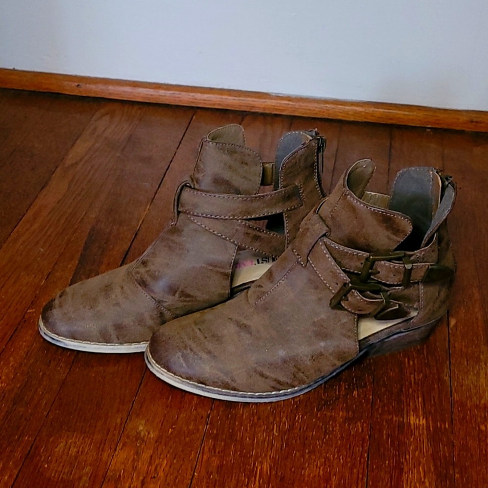 Distressed Festival Boots